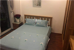 Cần cho thuê căn hộ 2 phòng ngủ SHP Plaza diện tích 61m2 giá cực rẻ !