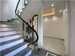 Cần bán nhà cực đẹp, ngõ rộng tại Đằng Hải, hướng Đông Tứ Trạch giá tốt 